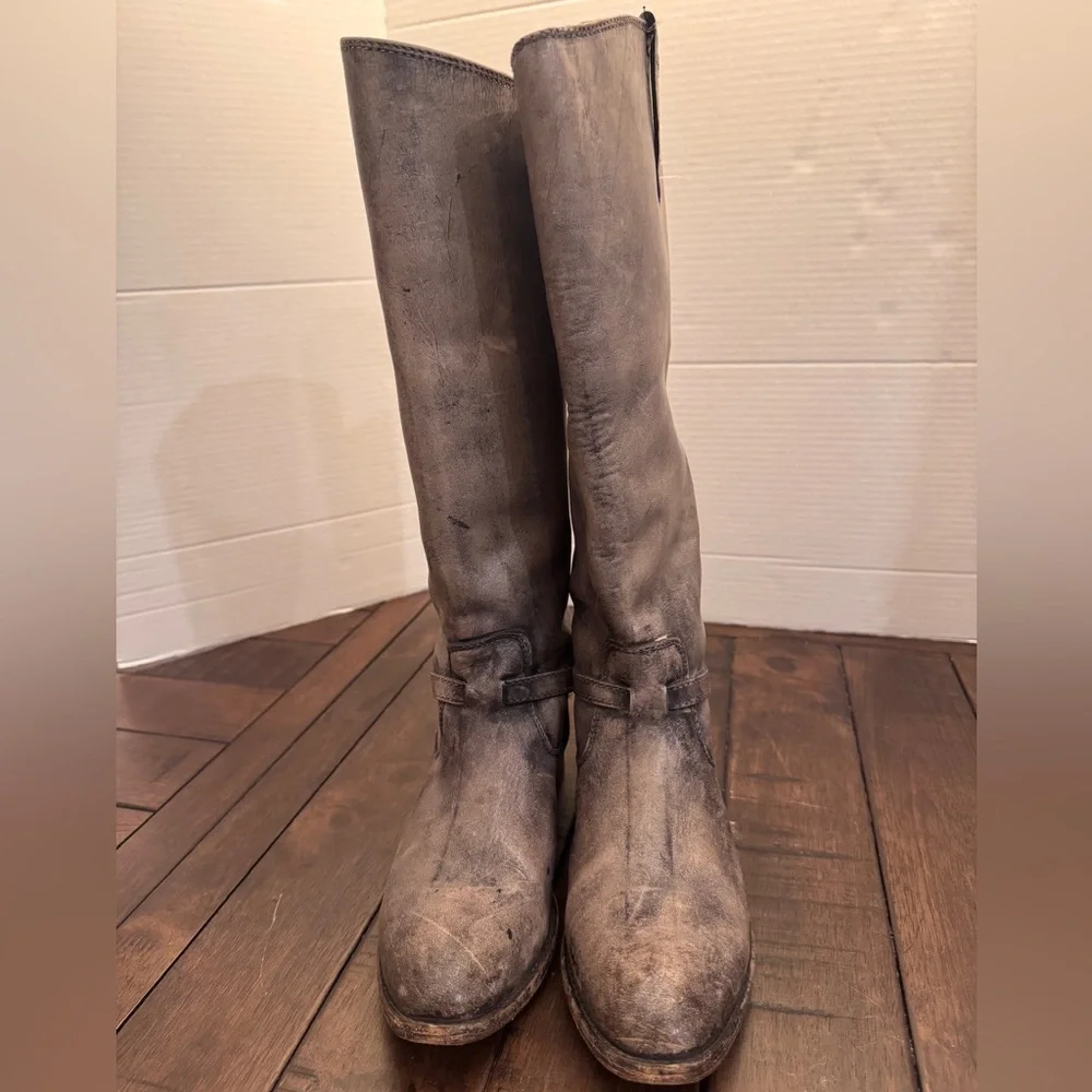 FRYE LINDSAY PLATE 76975 LADIES DISTRESSED LEATHER RIDING BOOTS SIZE 7B FESTIVAL